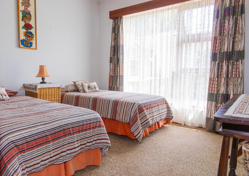 5 Bedroom Property for Sale in Heather Park Western Cape